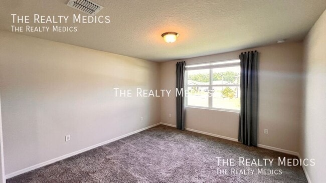 Building Photo - 702 Alta Vista Ct