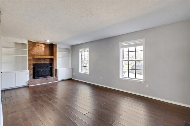 Building Photo - 1001/1003 Euclid Ave