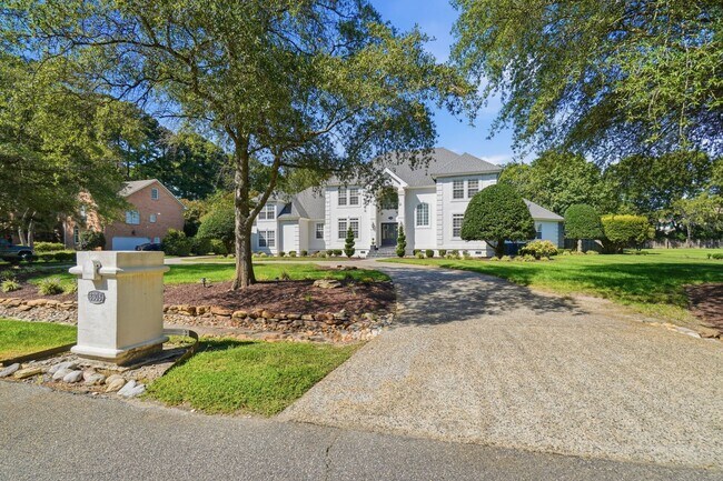 Building Photo - 3308 Kline Dr