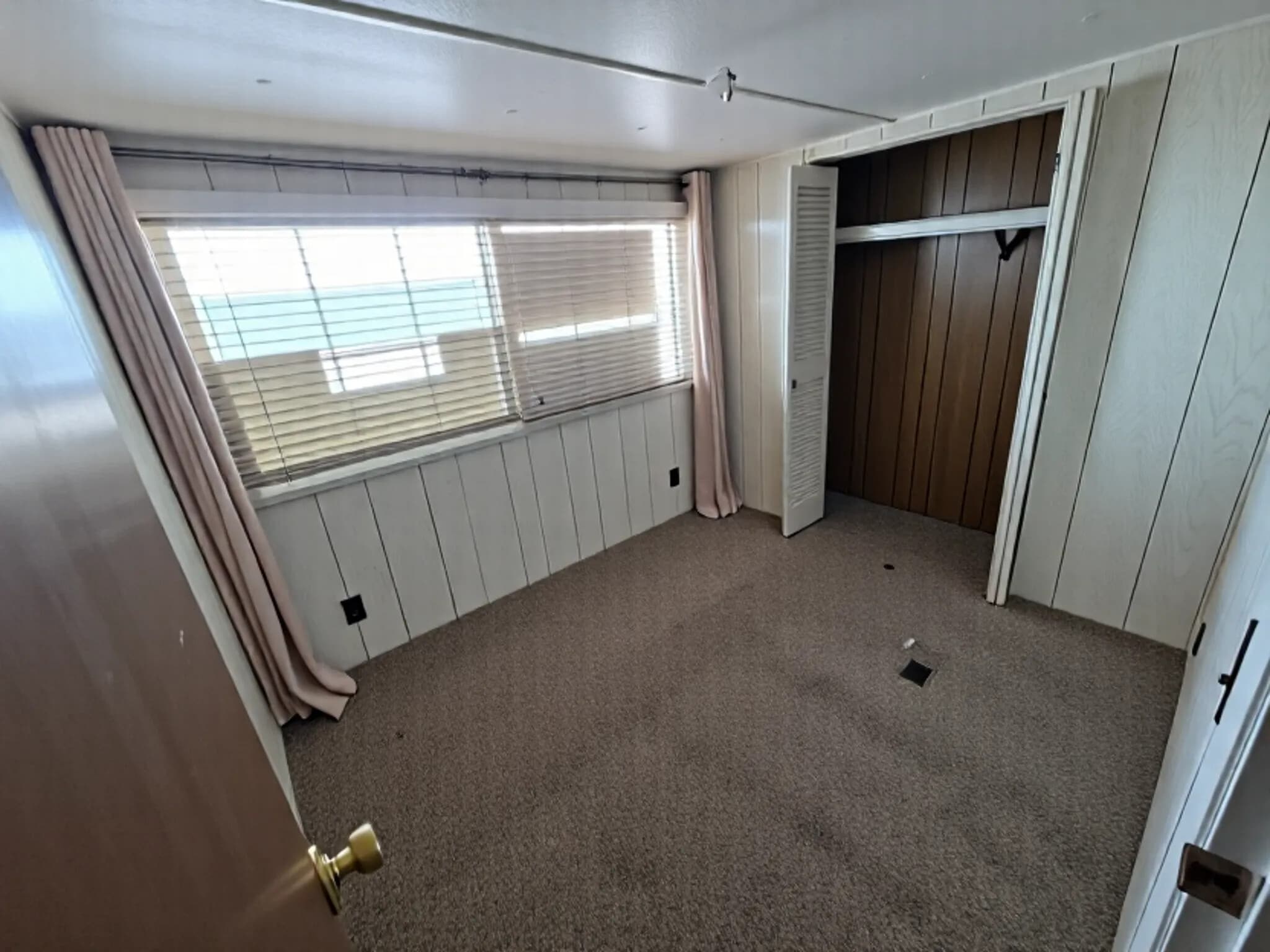 Building Photo - 2627 S Lamb Blvd