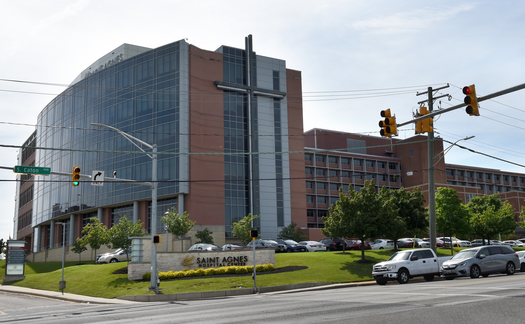 1 MILE FROM ASCENSION ST. AGNES HOSPITAL - 38 N Rosedale St