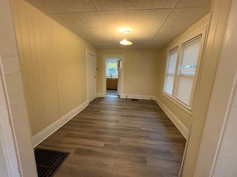 Building Photo - 1425 Marcy St