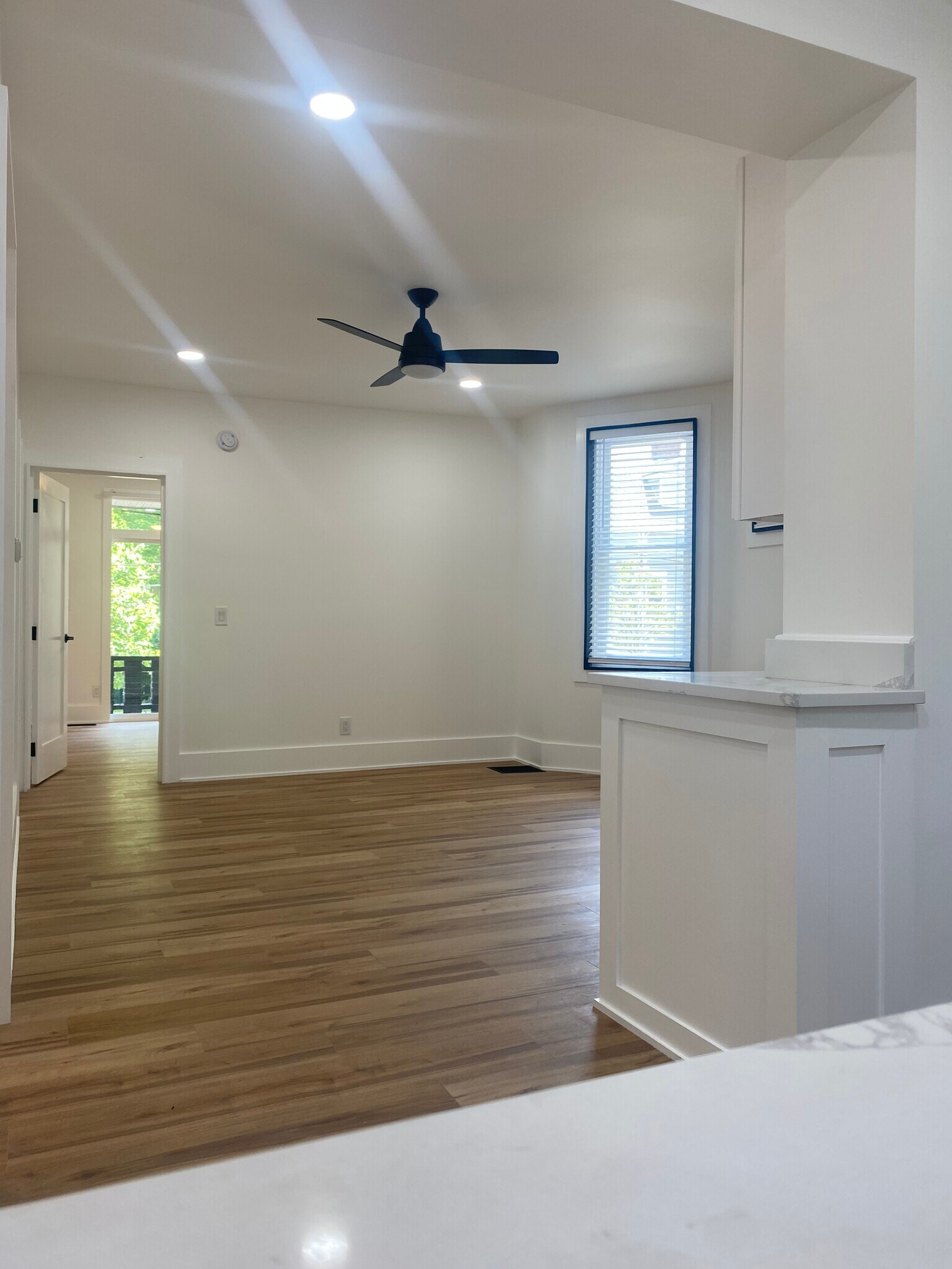 Living room - 3409 Fernside Pl