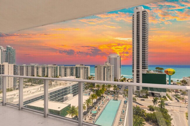Building Photo - 4010 S Ocean Dr