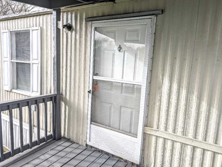 Building Photo - 13314 Pecan Tree Dr