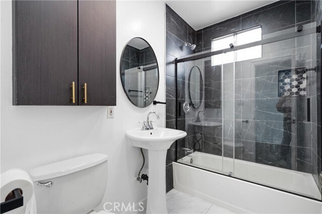 Building Photo - 8613 Higuera St