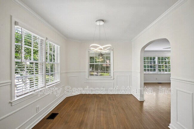 Building Photo - 1649 Beecher St SW
