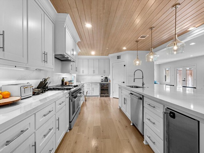 Building Photo - 2147 Colquitt St