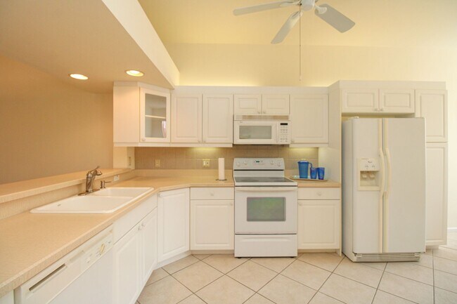 Building Photo - ***FALLING WATERS***ANNUAL UNFURNISHED REN...