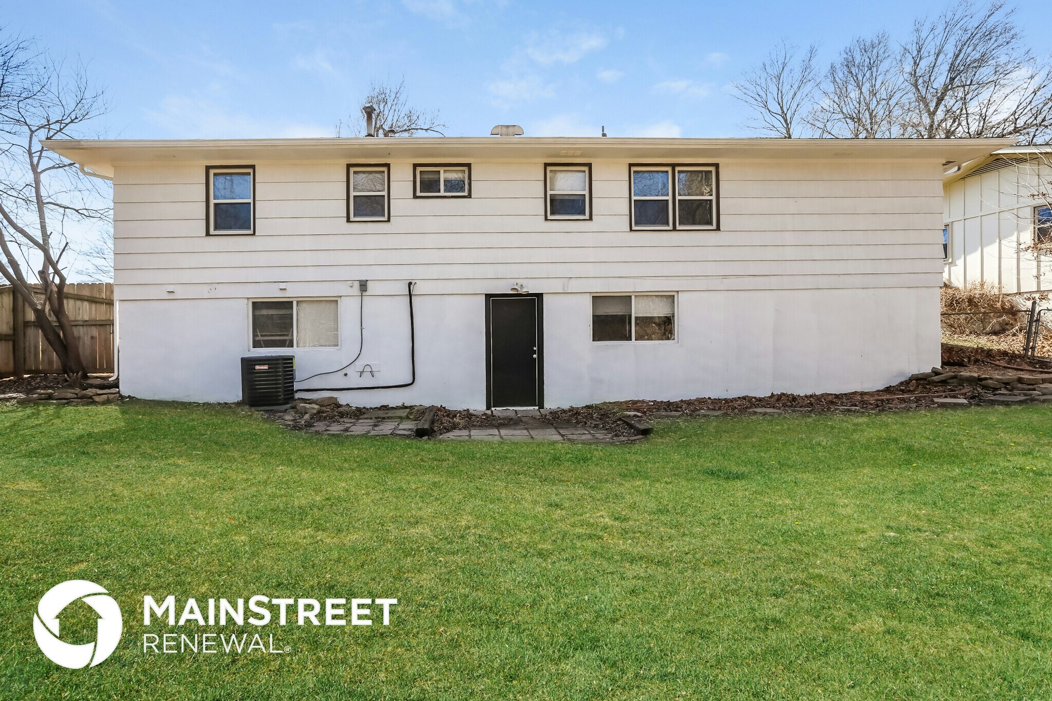 Building Photo - 13000 E 54 St