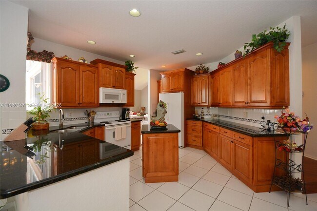 Building Photo - 1582 NW 182nd Way