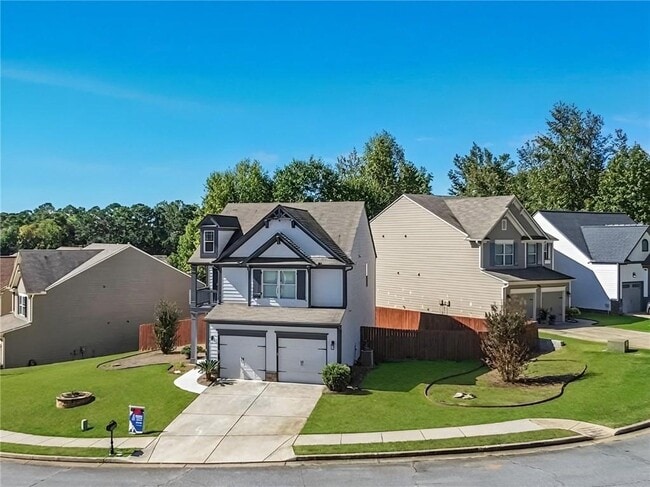 Building Photo - 204 Highland Village Ln