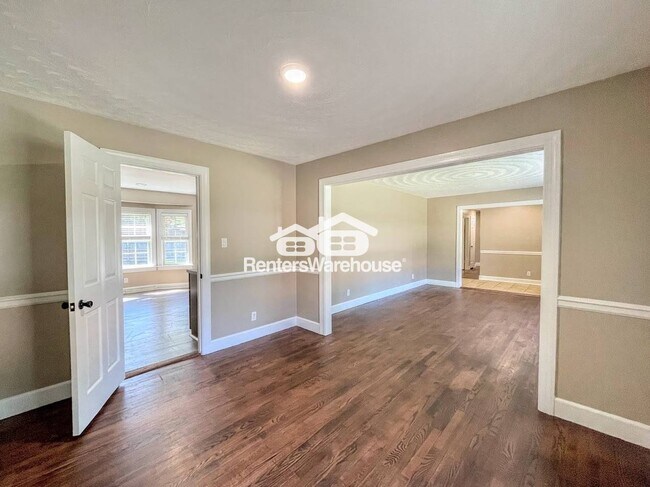 Building Photo - 2909 Duke of York Dr