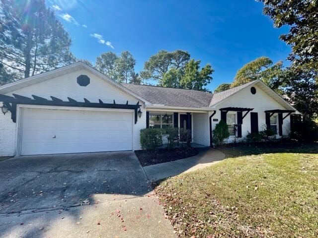 Building Photo - 1315 Forest Shore Dr