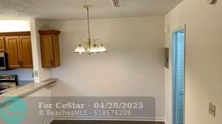 Building Photo - 1440 N Lawnwood Cir