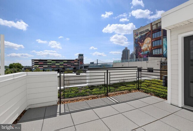 Building Photo - 950 Shackamaxon St