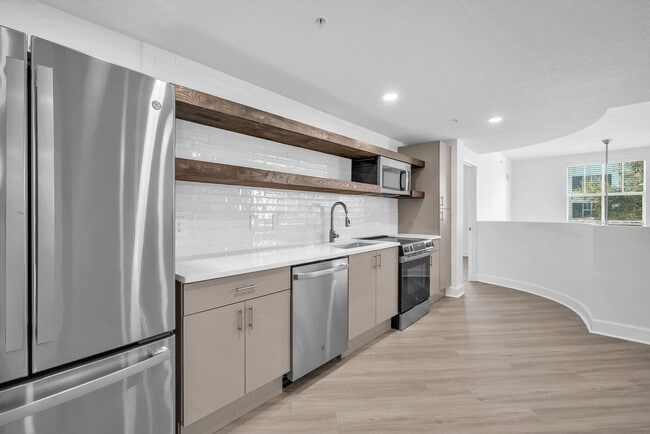 Building Photo - 4515 Main St