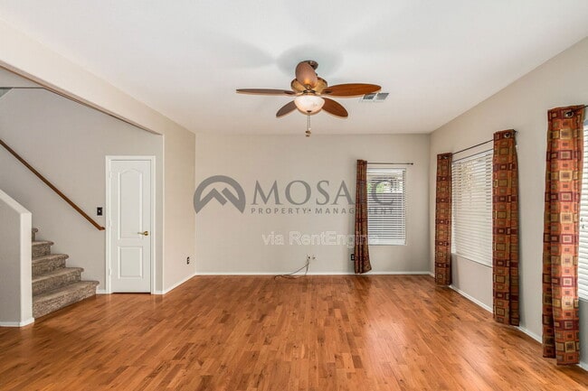 Building Photo - 2737 E La Costa Dr