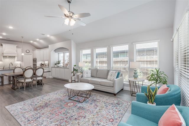 Building Photo - 204 Garden Grove Dr