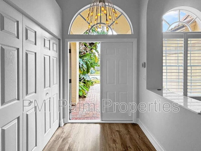 Building Photo - 10293 Allamanda Blvd