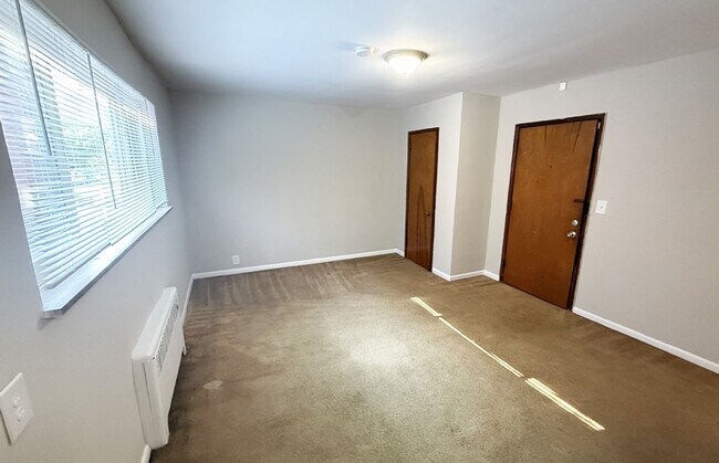 Interior Photo - Probasco 362