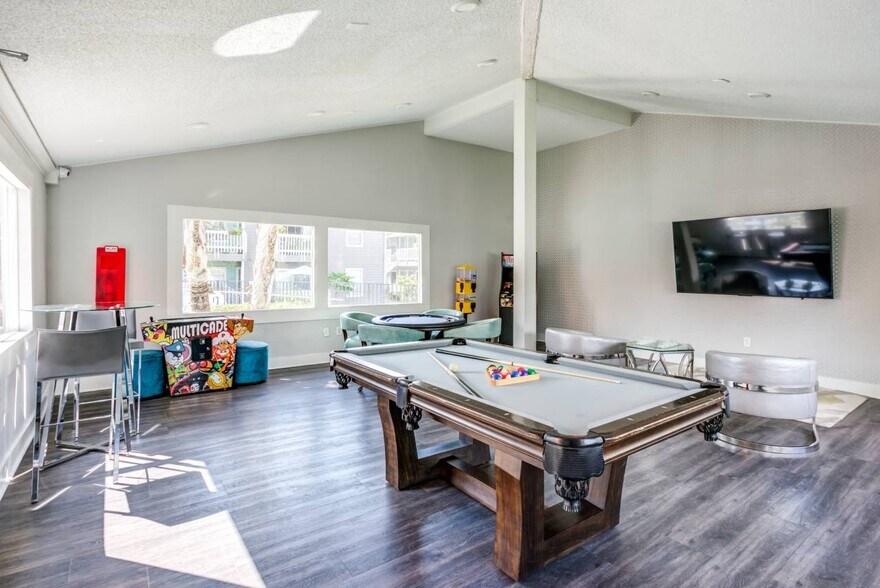 The Cove Apartments 4003 S Westshore Blvd Tampa FL 33611 Apartment