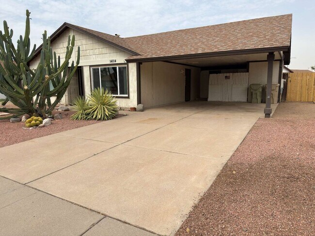 Building Photo - 14814 N 59th Dr