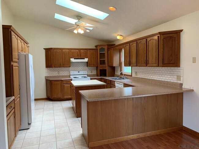 Building Photo - 133 Anderson Ln