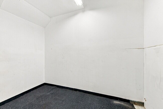 Building Photo - 113 Legato Dr