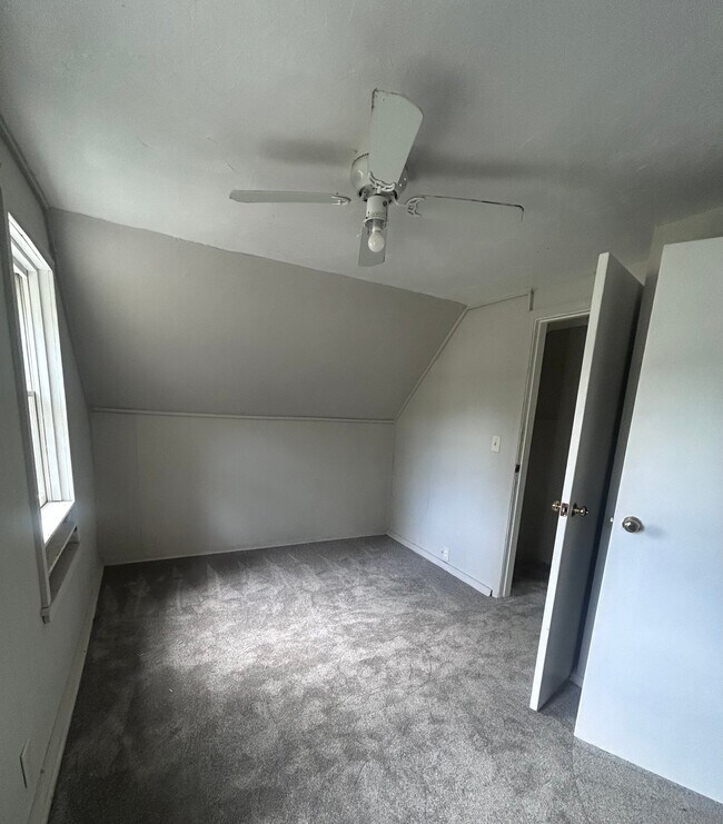Building Photo - 32700 Pettibone Rd