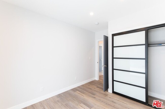 Building Photo - 3872 Bentley Ave