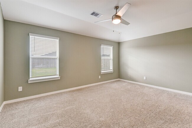 Building Photo - 1635 Westway Dr