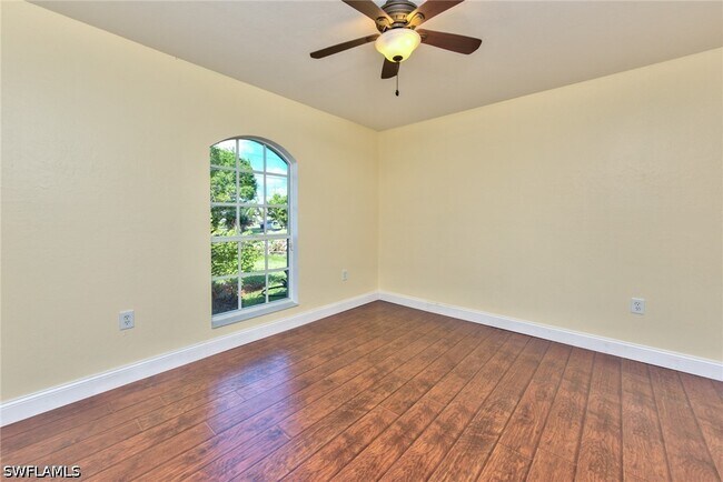 Building Photo - 25161 Killdeer Dr