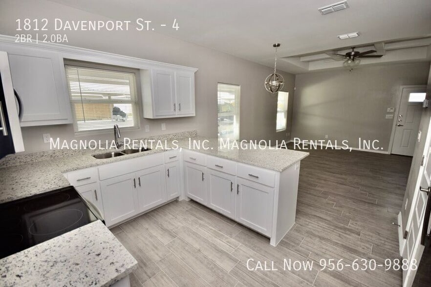 Building Photo - 1812 Davenport St