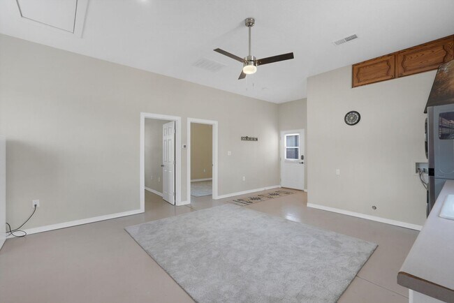 Building Photo - Coming Soon! | Rare Find! | NW Albuquerque | 2 bed / 1 bath | Casita | Owner Pays Utilities