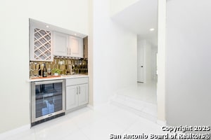 Building Photo - 3446 River Path St