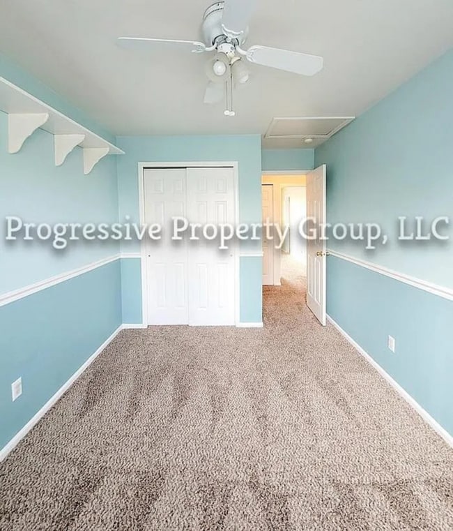 Building Photo - Beautiful 4-Bedroom Gem in the Heart of Briargate!