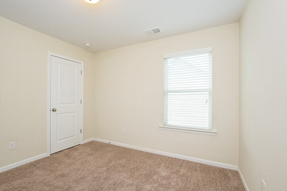 Building Photo - 430 Darbys Run Ct