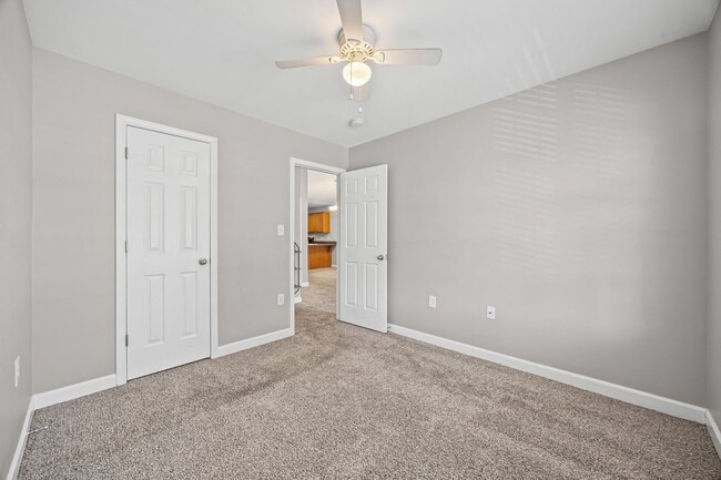 Building Photo - Harpers Mill one level 2 Bedroom townhome ...