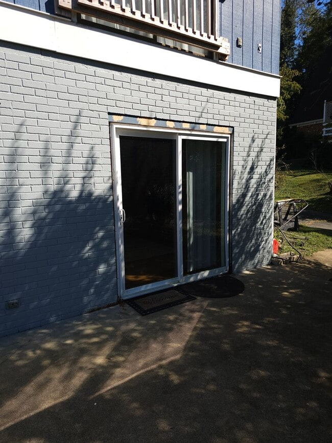 Building Photo - Ruckersville, -1 bedroom/1 bath, Terrace a...