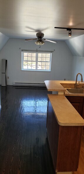 Livingroom - 163 Learn Rd