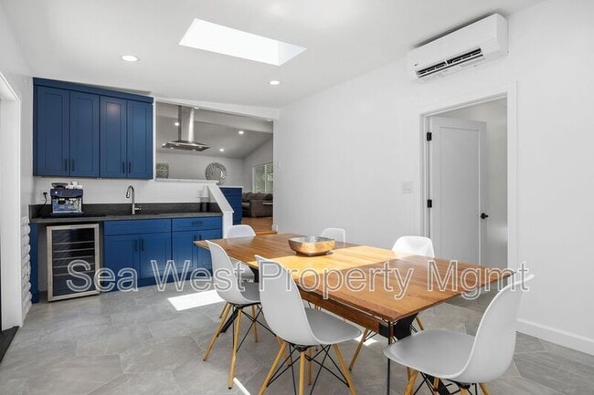 Building Photo - 778 Del Riego Ave