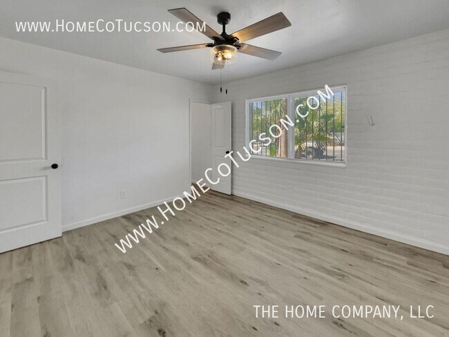 Building Photo - 3512 S Chesin Dr