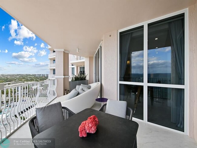 Building Photo - 1460 S Ocean Blvd