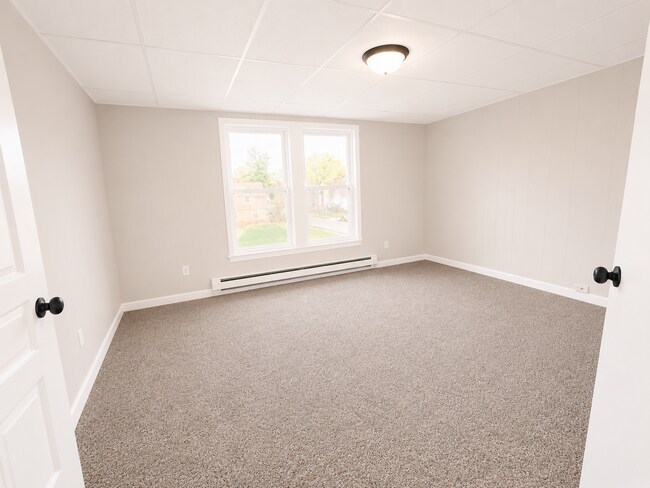 Building Photo - 456 Arden Pl