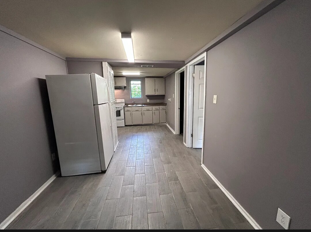 Building Photo - 1320 Brown St