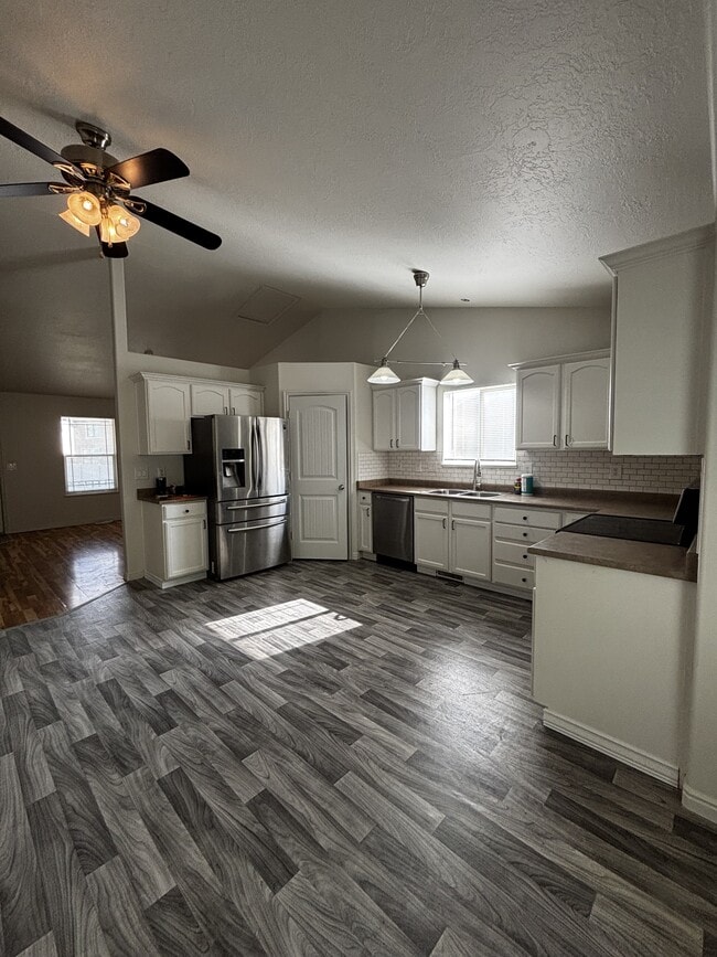 Building Photo - 4815 Levi Ln