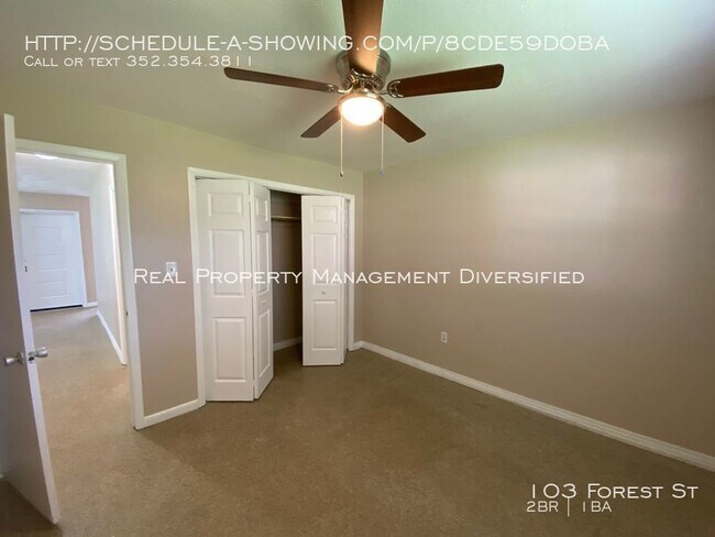 Building Photo - Great Location - 2/1 **WON'T LAST**