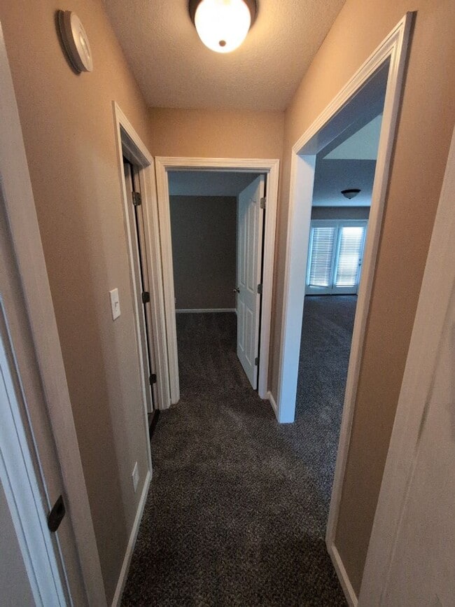 Building Photo - 3510 Southwood Dr