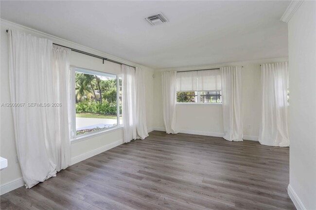 Building Photo - 8035 SW 63rd Pl